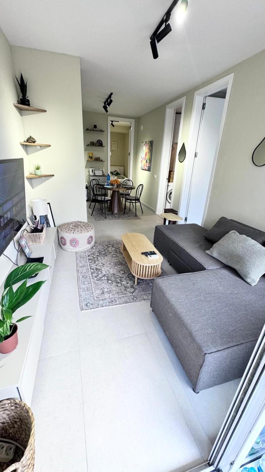 Newly Renovated Apartment Olive Dhermi Exterior photo